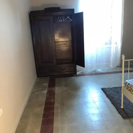 Bed & Breakfast Decri Sparanise