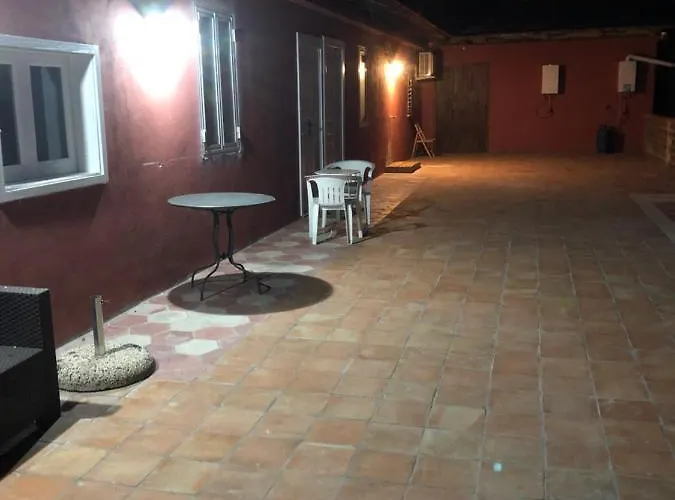 Bed & Breakfast Decri Sparanise